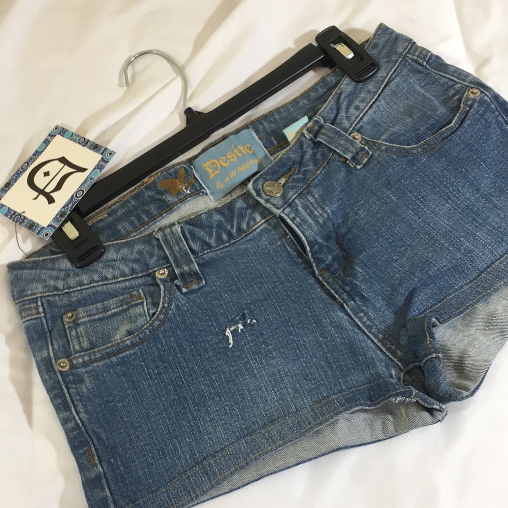 Desire by 10W Apparel NWT size 9